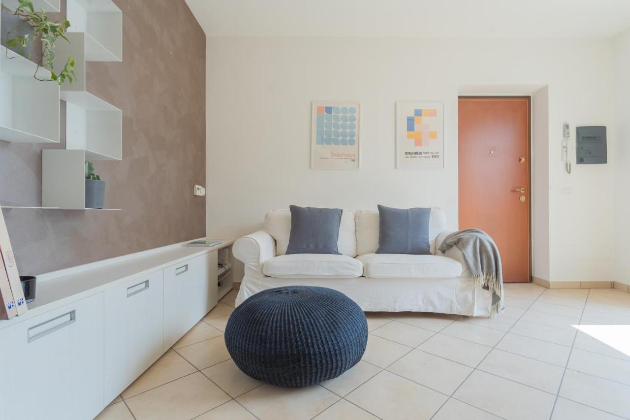 Blue Bliss Apartment By Rent All Como Colonno Exterior photo